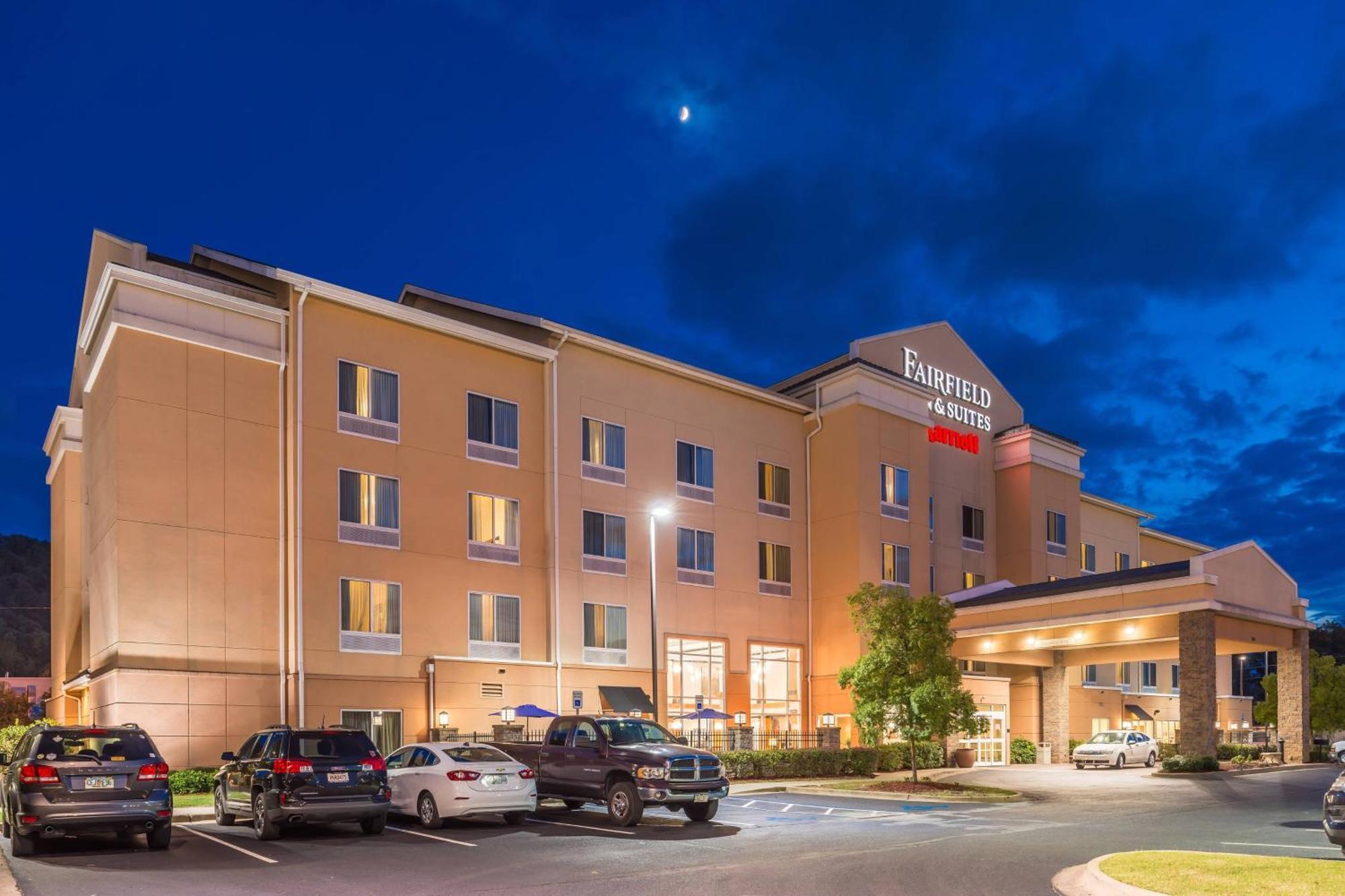 Fairfield Inn And Suites By Marriott Birmingham Pelham/I-65 Exteriör bild